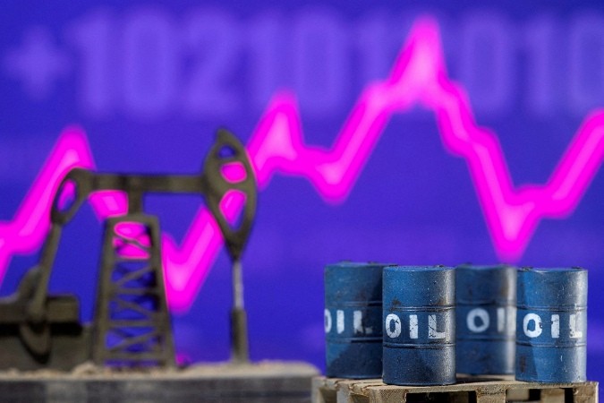 今日原油交易提醒：美制裁俄罗斯原油企业 油价创两周最高