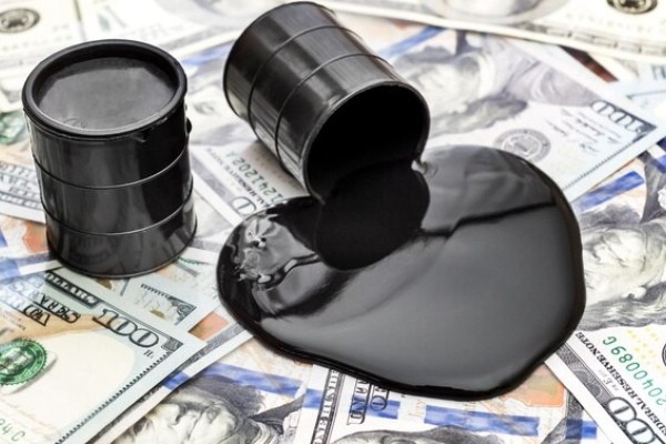 今日原油交易提醒：降息预期+地缘紧张推动 油价维持低位震荡 